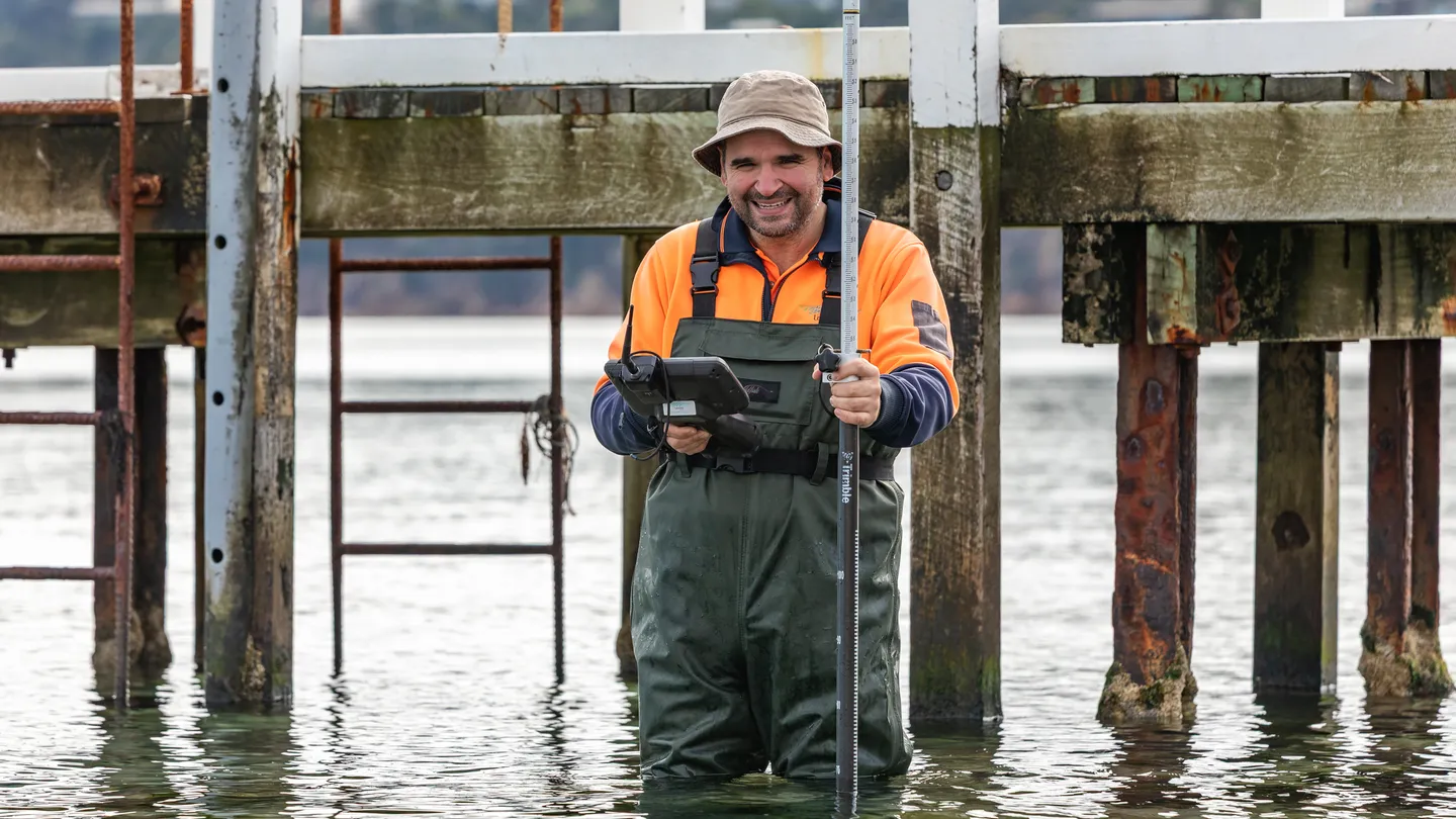 Bathymetry_Safety Beach_employee