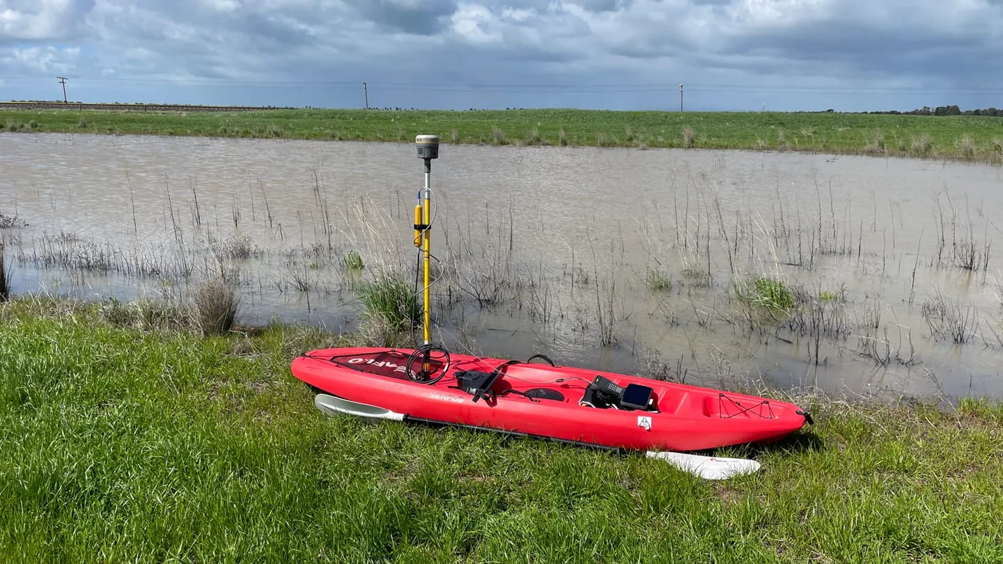 Doen Bathy Canoe